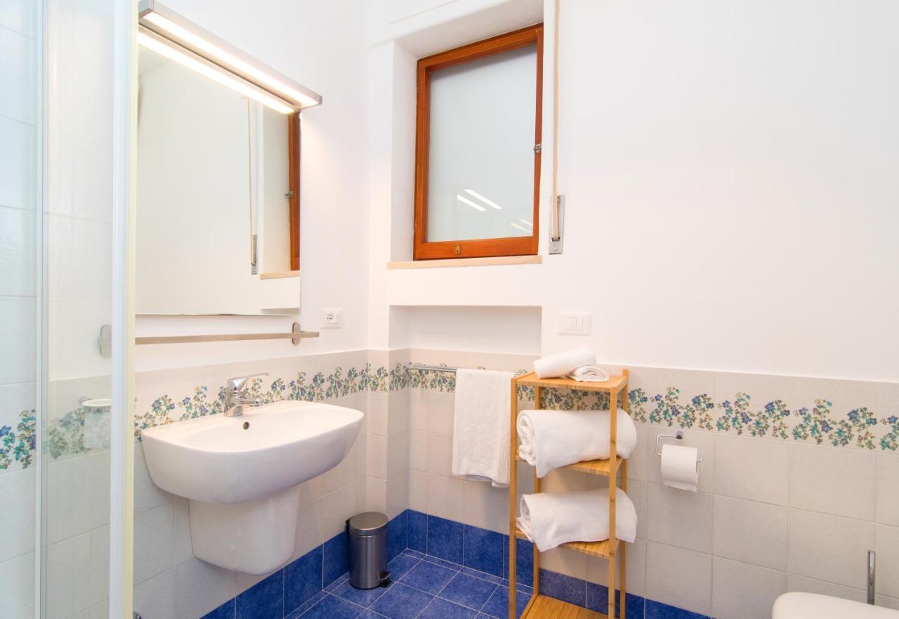 Casa Enza, For Up To 5 People, Sorrento Center Apartment Екстериор снимка
