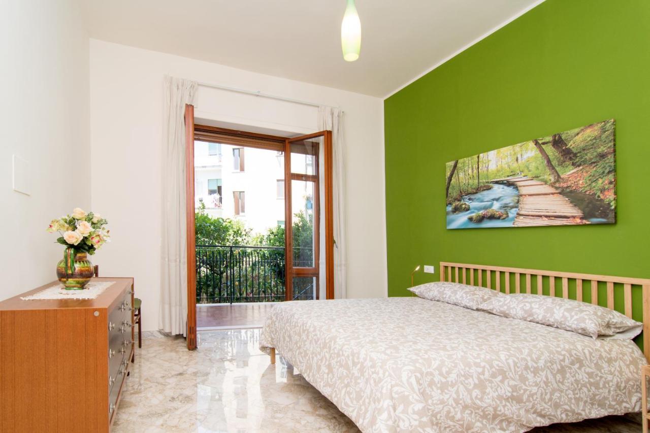 Casa Enza, For Up To 5 People, Sorrento Center Apartment Екстериор снимка